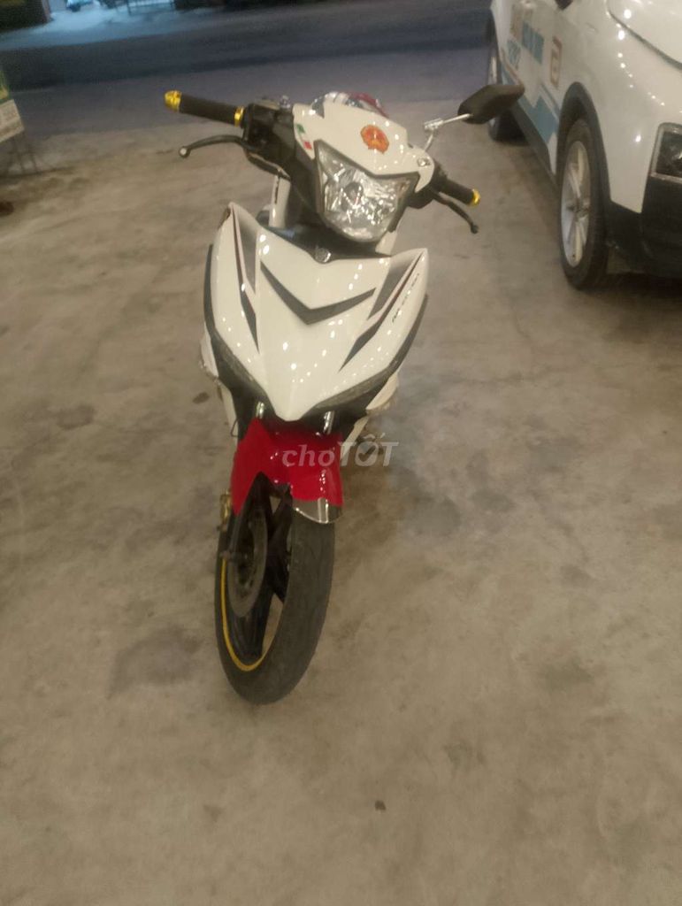 Bán xe máy ex 150 fi trắng đỏ,xe nguyên zin. Mua bán Xe máy tại Huyện Hương Sơn Hà Tĩnh được đăng bởi Trần Quang Tuấn hình 2