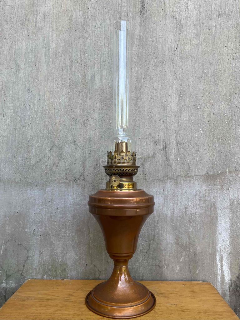 Đèn dầu Gaudard Pháp Đồng đỏ 50cm. Mua bán Đồ sưu tầm, đồ cổ tại Huyện Hàm Thuận Bắc Bình Thuận được đăng bởi Tôi Là Joy hình 1