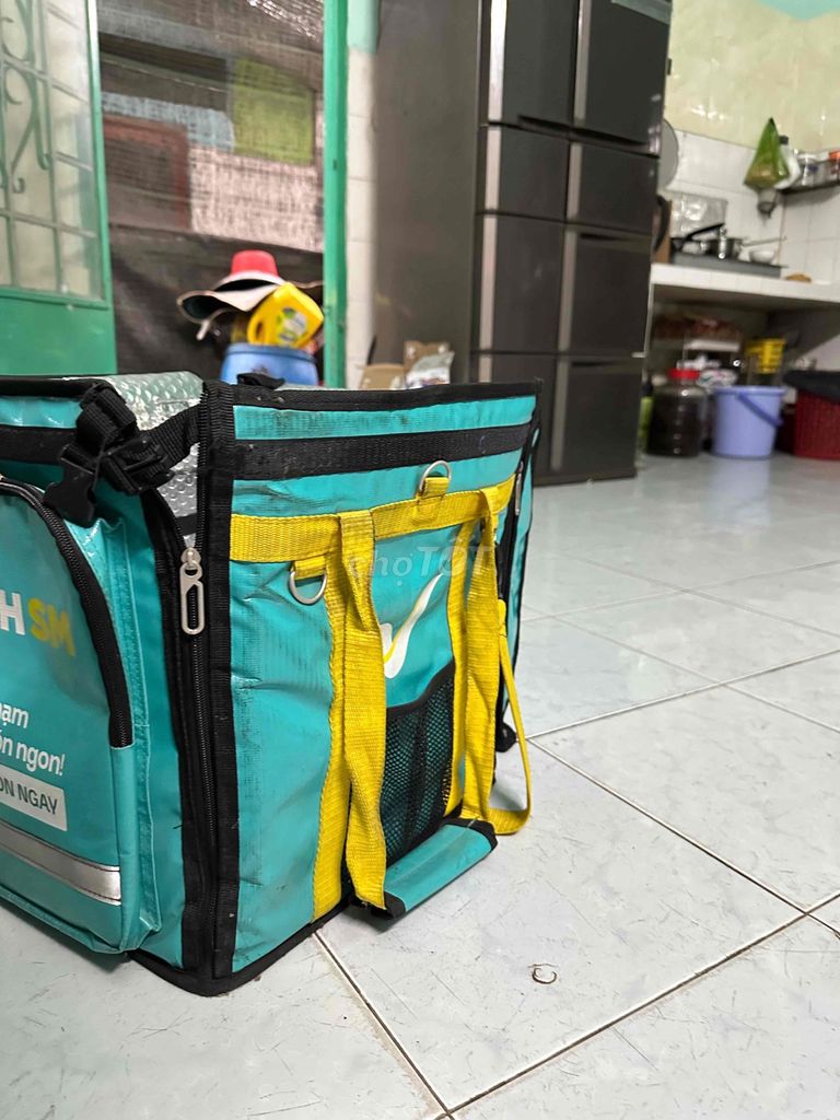 Túi giữ nhiệt Xanh SM Vải Unisex. Mua bán Túi xách tại Thành phố Biên Hòa Đồng Nai được đăng bởi Nguyễn Hoàng Phi hình 1