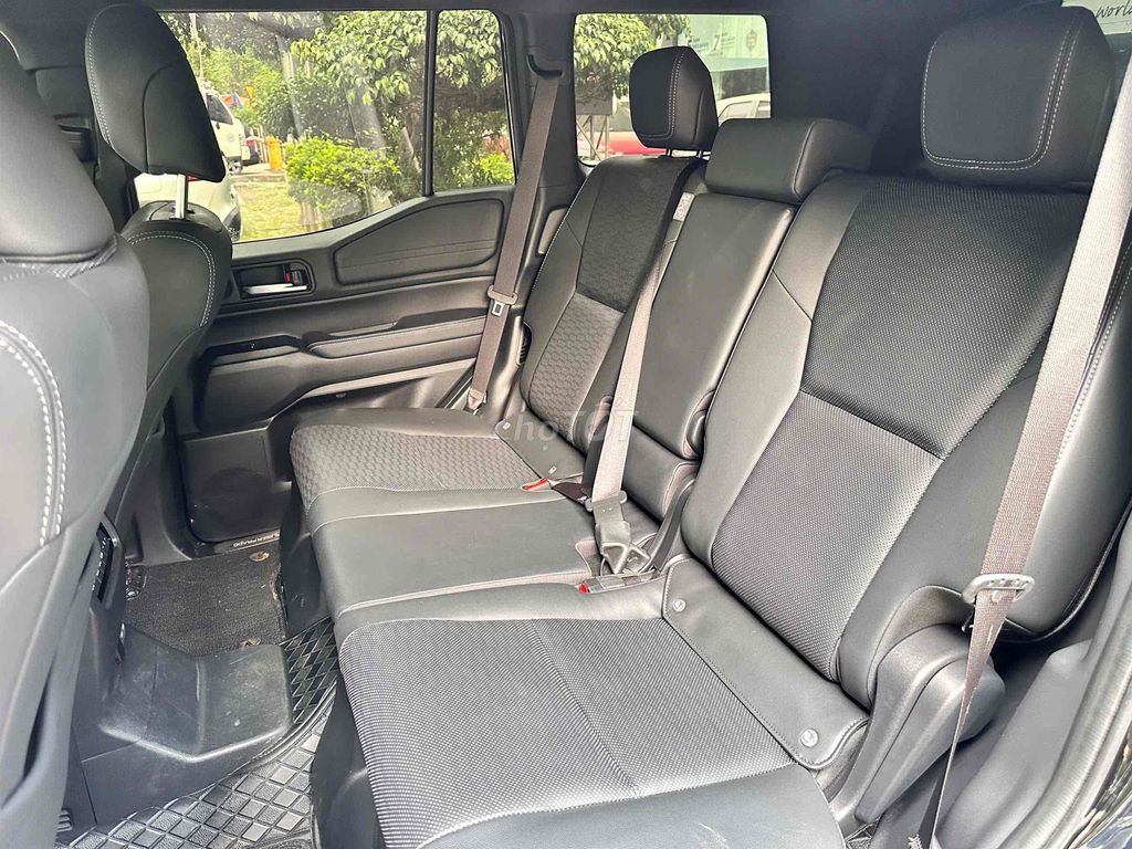 Toyota Landcruiser Prado LC250 2025 Черный 18 тыс. км