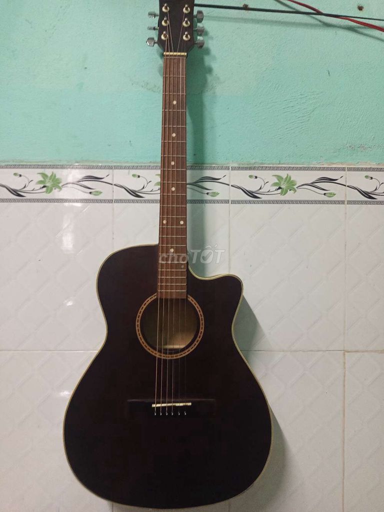 Đàn guitar gỗ nâu.mình ko có tg sử dụng nên bán . Mua bán Nhạc cụ tại Thành phố Thuận An Bình Dương được đăng bởi MH Trịnh hình 1