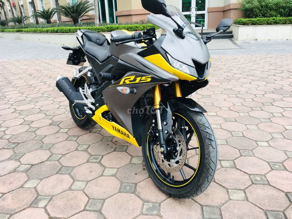 YAMAHA  r15 v3 135 BẢN ĐẶC BIỆT CHÍNH CHỦ ĐK 2023. Mua bán Xe máy tại Quận Nam Từ Liêm Hà Nội được đăng bởi Hồng Nhung hình 3