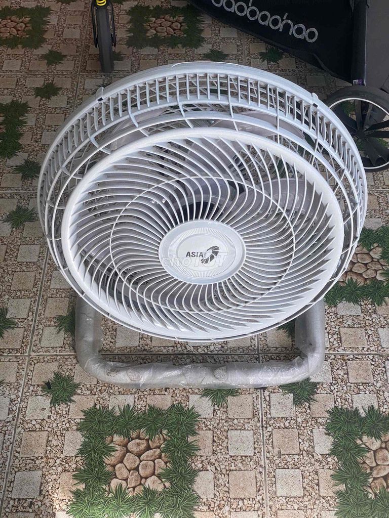 Quạt sàn ASIA Trắng đã sử dụng. Mua bán Quạt tại Quận Liên Chiểu Đà Nẵng được đăng bởi Nguyễn thị kim anh hình 1