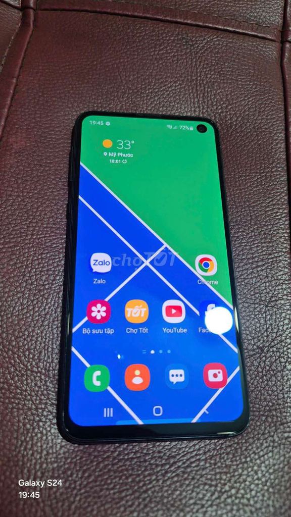 Samsung Galaxy S10e 128GB Đen Quốc tế. Mua bán Điện thoại tại Thị xã Bến Cát Bình Dương được đăng bởi Quang Minh hình 1