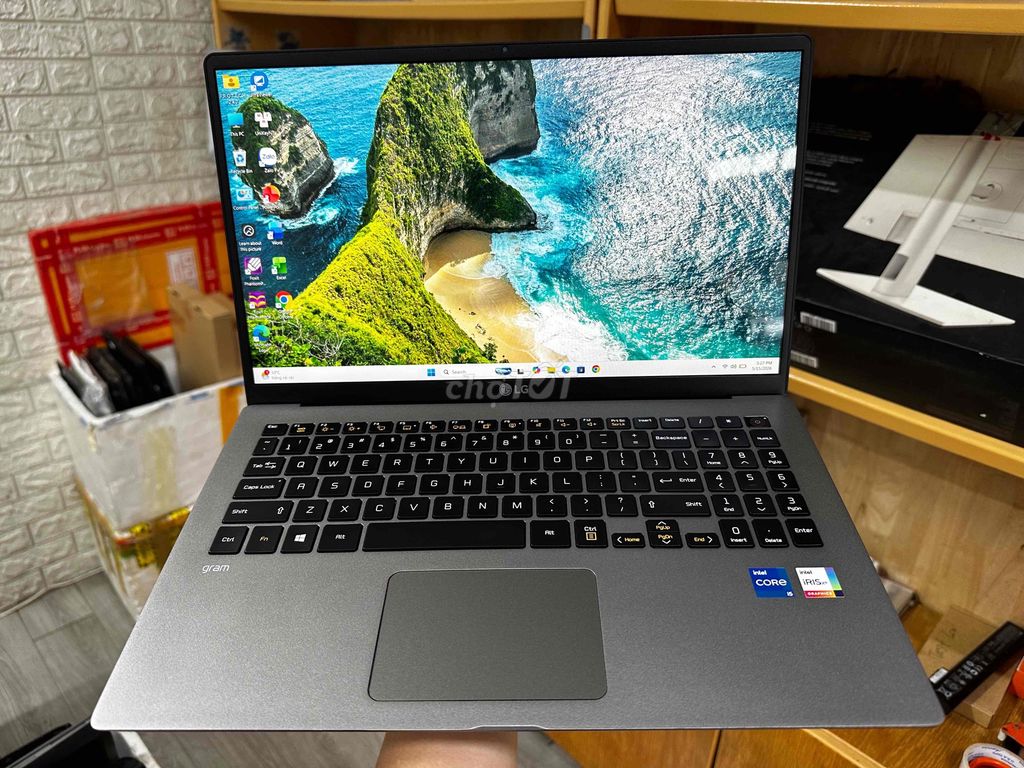 LG Gram 15Z95N i5-1135G7 15.6 inch cực bền bỉ. Mua bán Laptop tại Thành phố Biên Hòa Đồng Nai được đăng bởi thanh hình 1