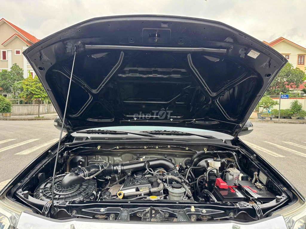 Toyota Fortuner 2016 2.7V 4x2 - 100000 km. Mua bán Ô tô tại Huyện Gia Lộc Hải Dương được đăng bởi Nhất Tín Ô Tô Hải Dương hình 16