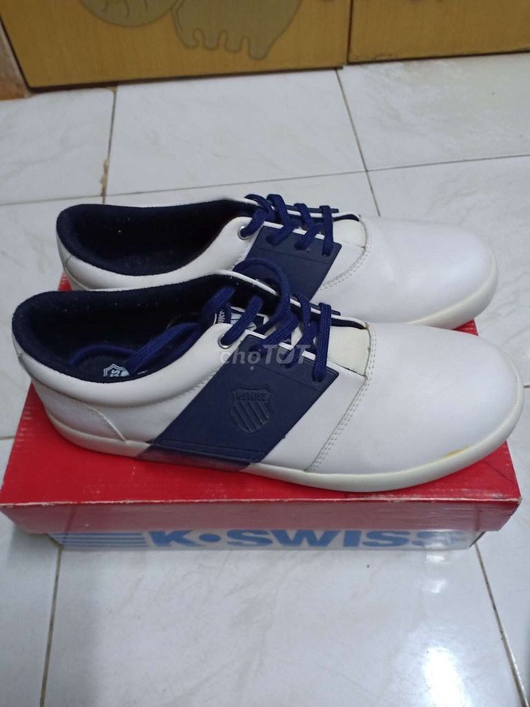 0842035553 - Giày hiệu kswiss sz 41 ,