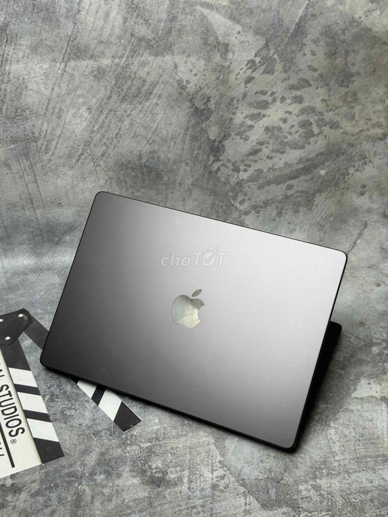 Apple MacBook Pro 14inch M3 Pro 18GB/512GB. Mua bán Laptop tại Quận Đống Đa Hà Nội được đăng bởi Lê Hiếu hình 1