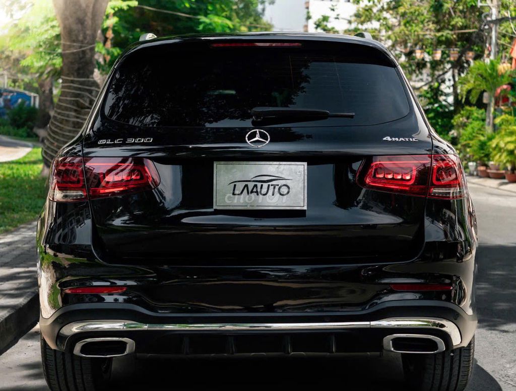 Mercedes Benz GLC300 4MATIC 2021. Mua bán Ô tô tại Quận 1 Tp Hồ Chí Minh được đăng bởi LongAnh AuTo  hình 18