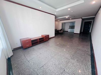 Аренда · 3 комн. · 150 м² · Quận 8, ул. Tạ Quang Bửu