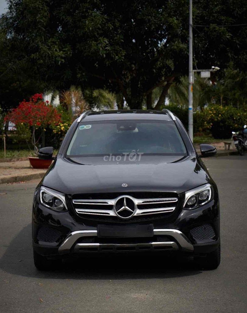 Mercedes Benz GLC250 sx 2019 giá cực tốt