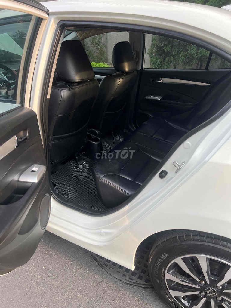 Honda City 2013 Trắng. Mua bán Ô tô tại Quận 8 Tp Hồ Chí Minh được đăng bởi Phan vũ khánh hình 9