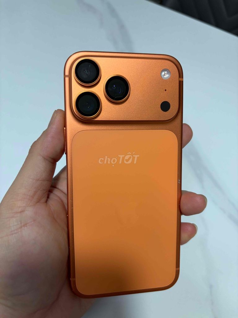 iPhone 17 Pro Max 256GB Cam rin áp. Mua bán Điện thoại tại Thành phố Thủ Đức Tp Hồ Chí Minh được đăng bởi đỗ huy hình 1