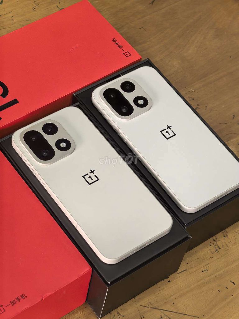 OnePlus 15 256GB Gốm Fullbox Likenew. Mua bán Điện thoại tại Thành phố Buôn Ma Thuột Đắk Lắk được đăng bởi Định Phone47 hình 1
