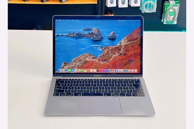 MacBook Air 2019| Văn Phòng, Đồ Họa Cơ Bản. Mua bán Laptop tại Thành phố Thủ Dầu Một Bình Dương được đăng bởi TT Bình Dương