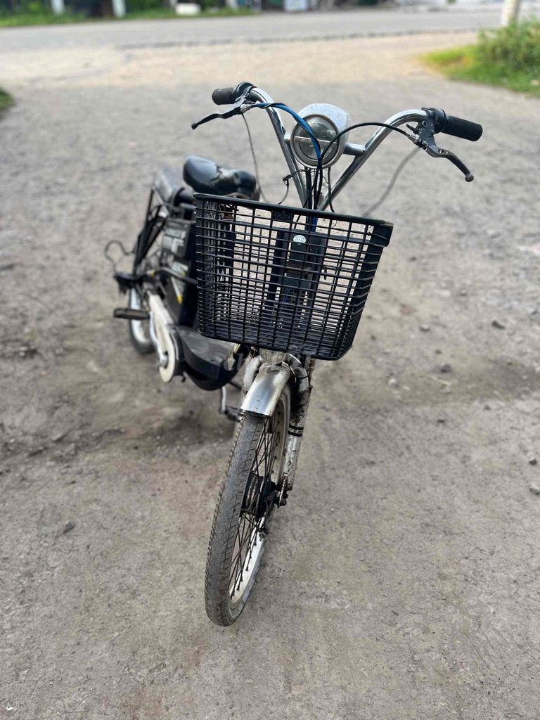 Xe đạp điện màu Đen, Bạc. Mua bán Xe điện tại Huyện Mỏ Cày Nam Bến Tre được đăng bởi PHÁT hình 3