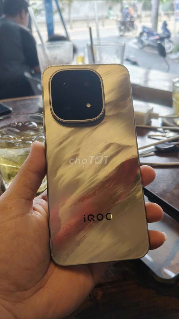 Iqoo 15 12/256. Mua bán Điện thoại tại Thành phố Thuận An Bình Dương được đăng bởi gl vui vẻ hình 1