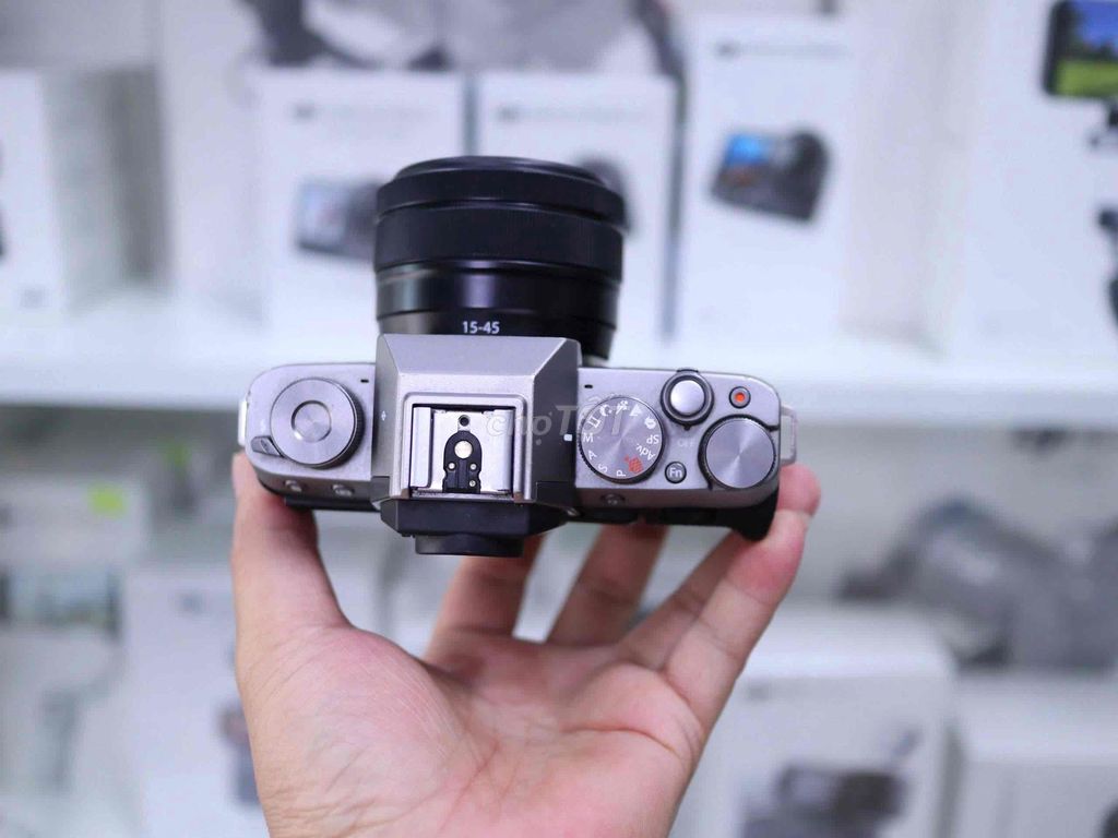 Fujifilm XT100 +XC15-45OIS. Mua bán Máy ảnh, Máy quay tại Thành phố Thủ Dầu Một Bình Dương được đăng bởi Chinh Lee hình 1