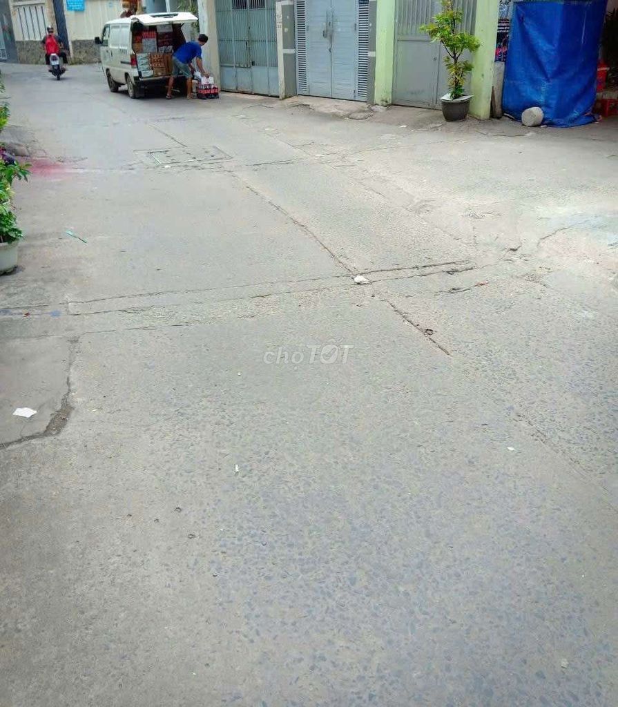Nguyên căn HXH Nơ Trang Long KD tự do Bình Thạnh. 