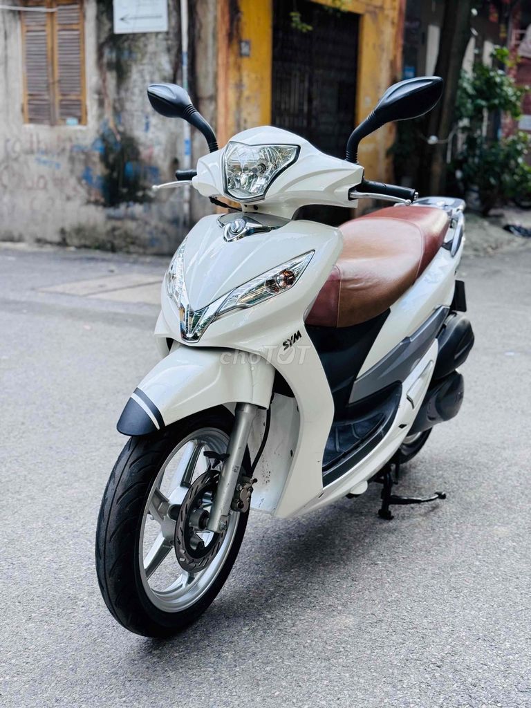 Shark 125cc đại chất sơn máy zin 100% hàng cọp2012. Mua bán Xe máy tại Quận Cầu Giấy Hà Nội được đăng bởi nguyễn bích thuỷ hình 3