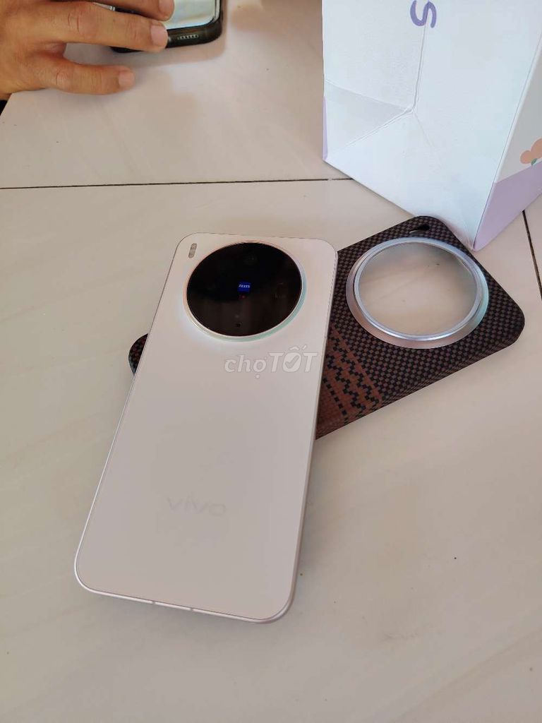 Vivo X300 Trắng Như mới, bảo hành 2 năm TGDD. Mua bán Điện thoại tại Huyện Quế Võ Bắc Ninh được đăng bởi Nguyễn Văn Hải hình 1