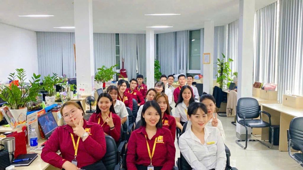 Nhân viên kinh doanh BĐS lương 50 đến 100 triệu. Việc làm tại Quận Gò Vấp Tp Hồ Chí Minh được đăng bởi Công Ty Cổ Phần Đầu Tư Phát Triển Bất Động Sản Phúc Thịnh hình 5