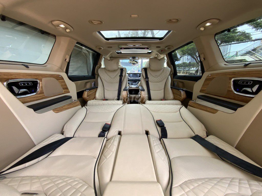 KIA SEDONA 2020 với không gian nội thất sang trọng. Mua bán Ô tô tại Thành phố Thủ Đức Tp Hồ Chí Minh được đăng bởi OJRT B hình 3