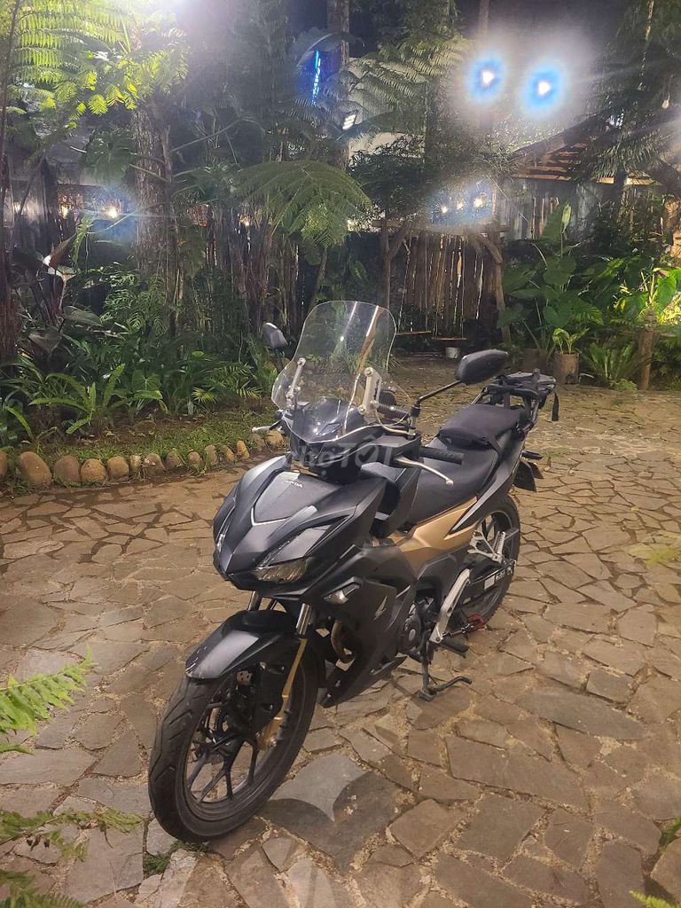 Honda Winner X V3 ABS 2022 черный матовый 19 000 км