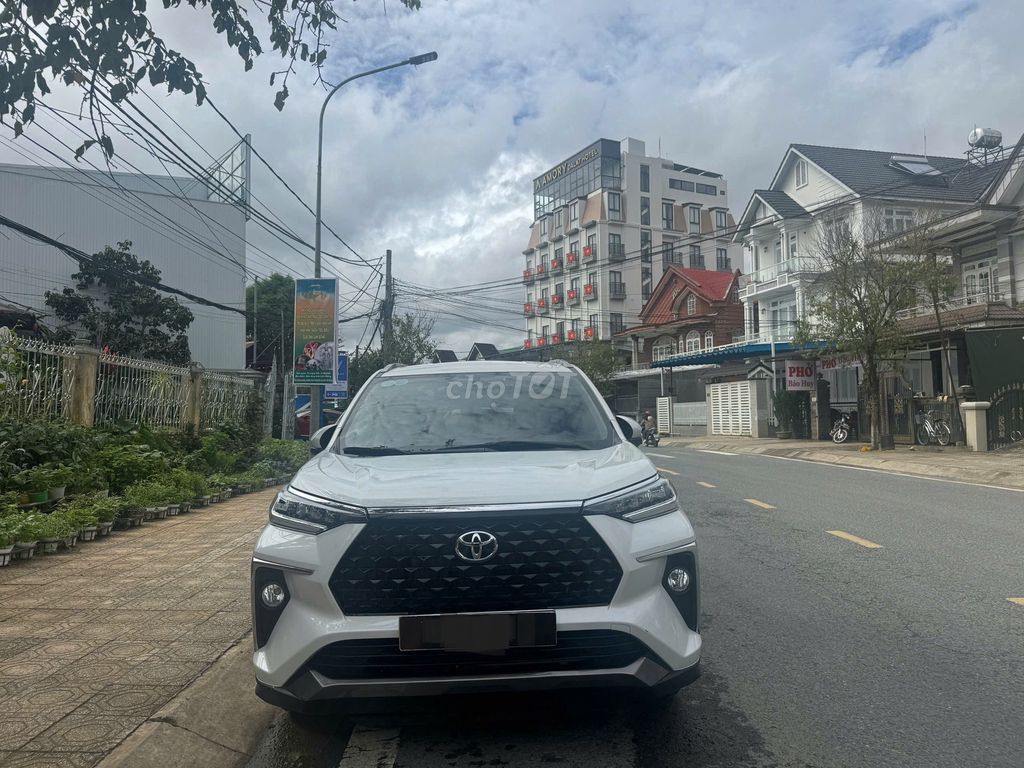 Toyota Veloz 2024 – 7 chỗ gia đình, siêu lướt. Mua bán Ô tô tại Thành phố Đà Lạt Lâm Đồng được đăng bởi Sỹ Thiên Kim Nguyễn hình 1