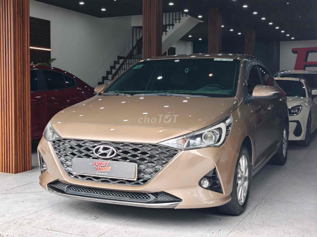 Hyundai Accent 1.4 AT 2023 пробег 72 000 км без дефектов
