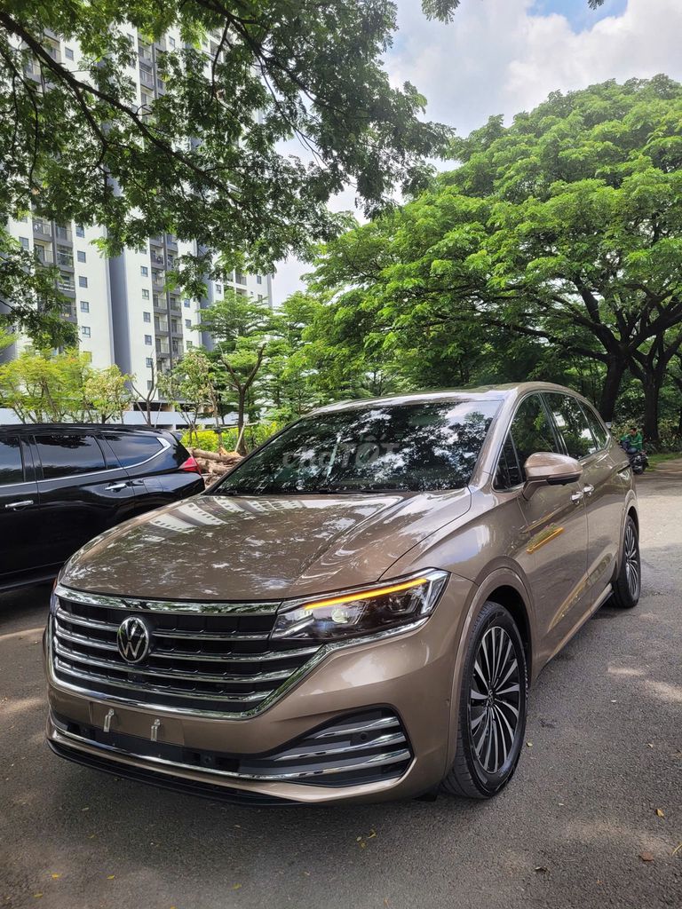 VOLKSWAGEN VILORAN LUXURY 2023. Mua bán Ô tô tại Thành phố Biên Hòa Đồng Nai được đăng bởi Bùi Công Sự hình 1
