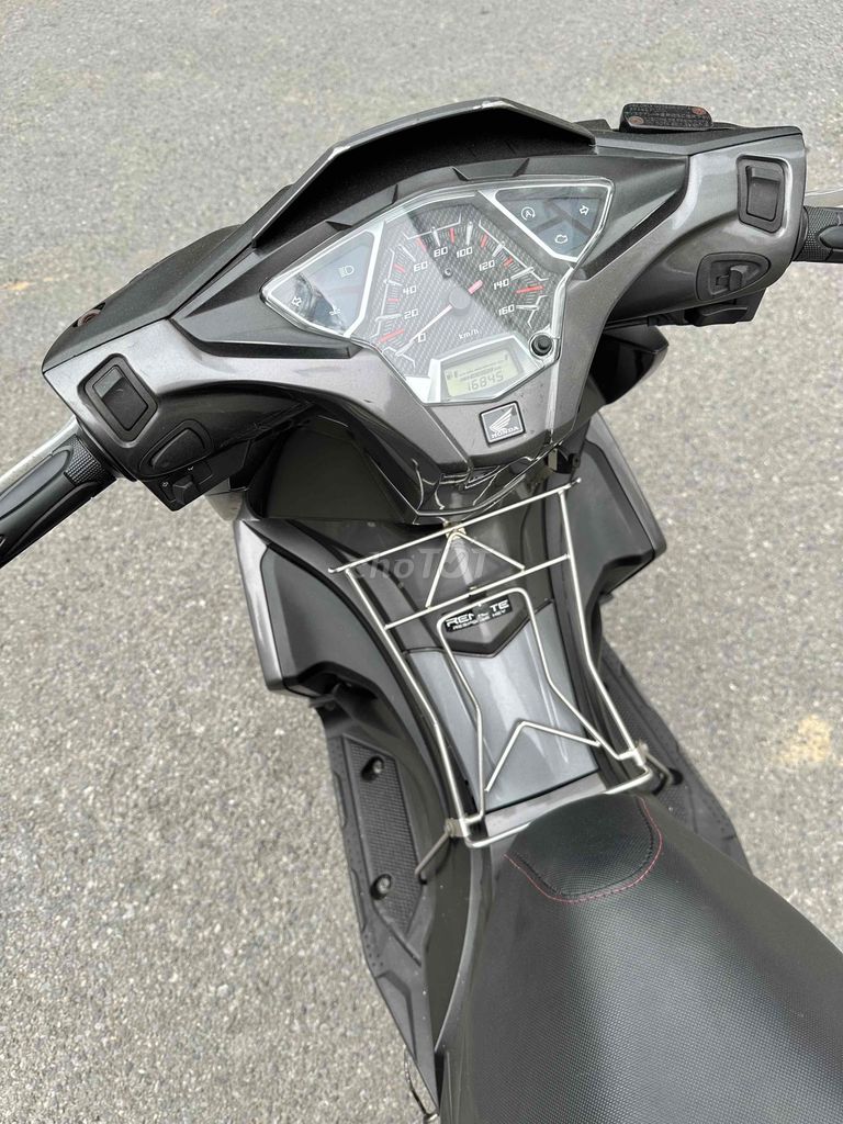 Honda Airblade 2016!! 125cc chạy lướt / mới. Mua bán Xe máy tại Quận Hoàng Mai Hà Nội được đăng bởi Xe Máy Quân Oanh  hình 6