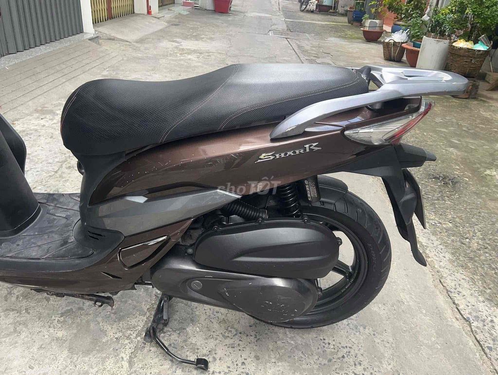 Sym Shark 125 nâu đen bstp gtdd. Mua bán Xe máy tại Quận 11 Tp Hồ Chí Minh được đăng bởi NGUYỄN TRÂN hình 1