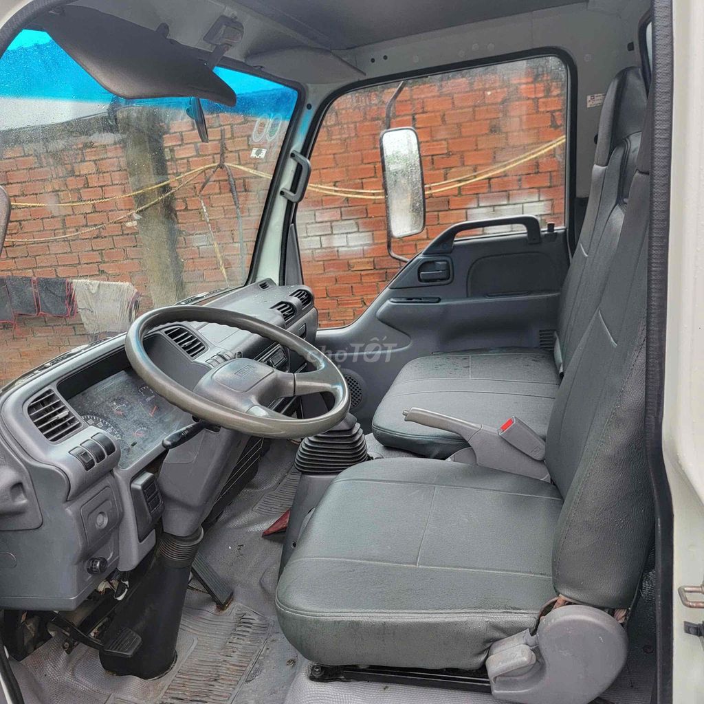 ISUZU QKR270 2t2 thùng 4m3 Xe  zin máy lạnh 2016. Mua bán Xe tải, xe ben tại Quận Bình Thuỷ Cần Thơ được đăng bởi Phạm Nguyễn Băng Nhi hình 3
