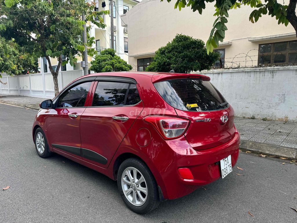 Hyundai Grand i10 2017 Grand 1.0 AT - 50000 km. Mua bán Ô tô tại Quận Thanh Khê Đà Nẵng được đăng bởi Chính chủ hình 3