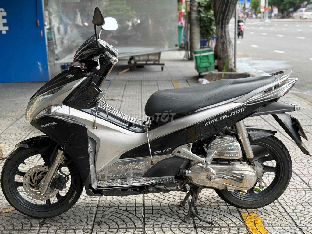 Honda Air Blade 2011 Đen bạc