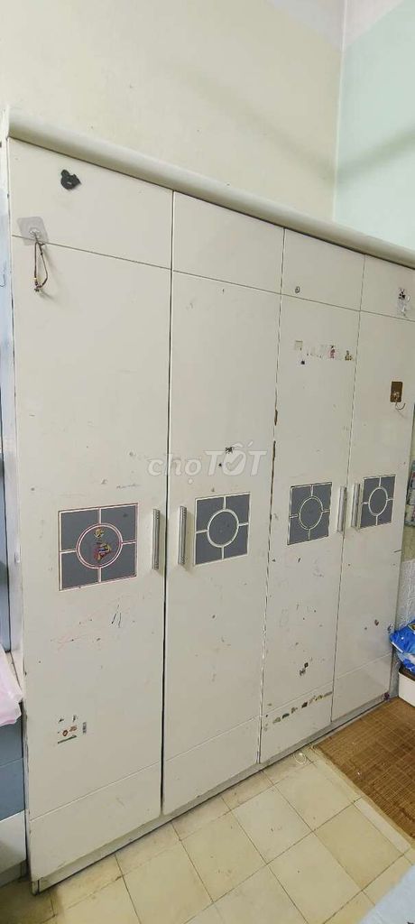 Tủ quần áo gỗ ép 4 cánh Trắng. Mua bán Tủ, kệ gia đình tại Quận Cầu Giấy Hà Nội được đăng bởi cong hình 1