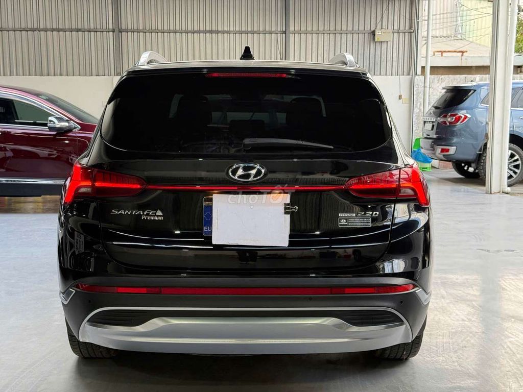 Hyundai santafe 2.2L - 65000 km. Mua bán Ô tô tại Thành phố Thủ Đức Tp Hồ Chí Minh được đăng bởi Ms Hiệp  hình 13