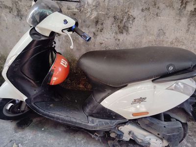 Piaggio Zip 100 2015 Trắng. Mua bán Xe máy tại Quận Hoàng Mai Hà Nội được đăng bởi tran binh