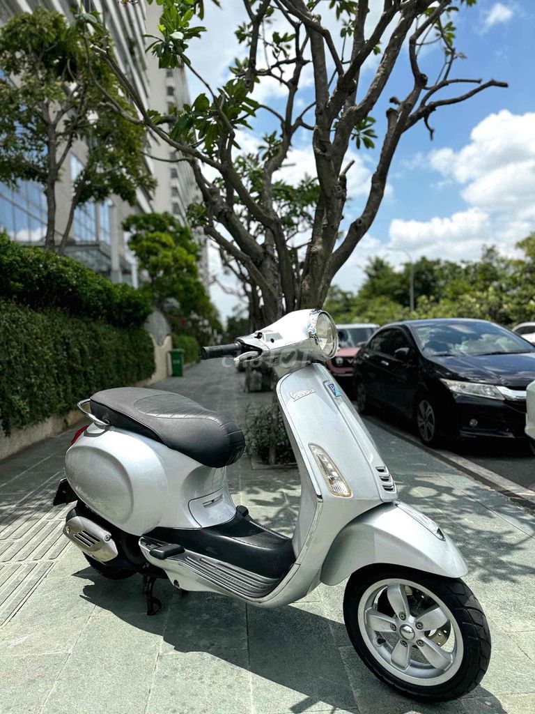 ❤️Piaggio Primavera 2013, BSTP 9Chủ, GÓP. Mua bán Xe máy tại Quận 8 Tp Hồ Chí Minh được đăng bởi Tấn Đạt hình 5