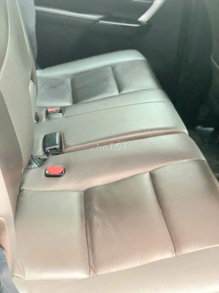 FORTUNER MÁY DẦU AT CHẠY  ÍT, FULL ĐỒ CHƠI. Mua bán Ô tô tại Quận 7 Tp Hồ Chí Minh được đăng bởi Tuấn  hình 2