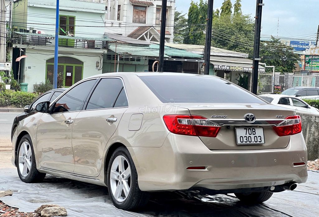 Camry 2.5Q 2014 nội ngoại thất đẹp nét căng. Mua bán Ô tô tại Thành phố Thủ Dầu Một Bình Dương được đăng bởi Thái Phạm hình 4