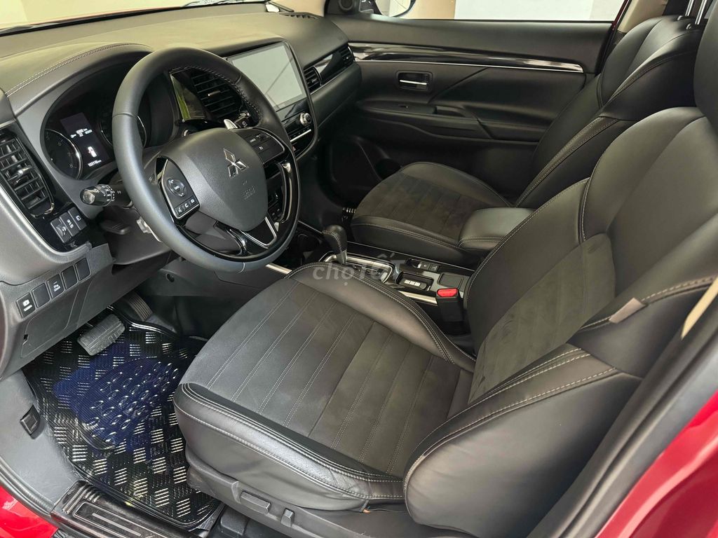 Mitsubishi Outlander 2022 photo 4