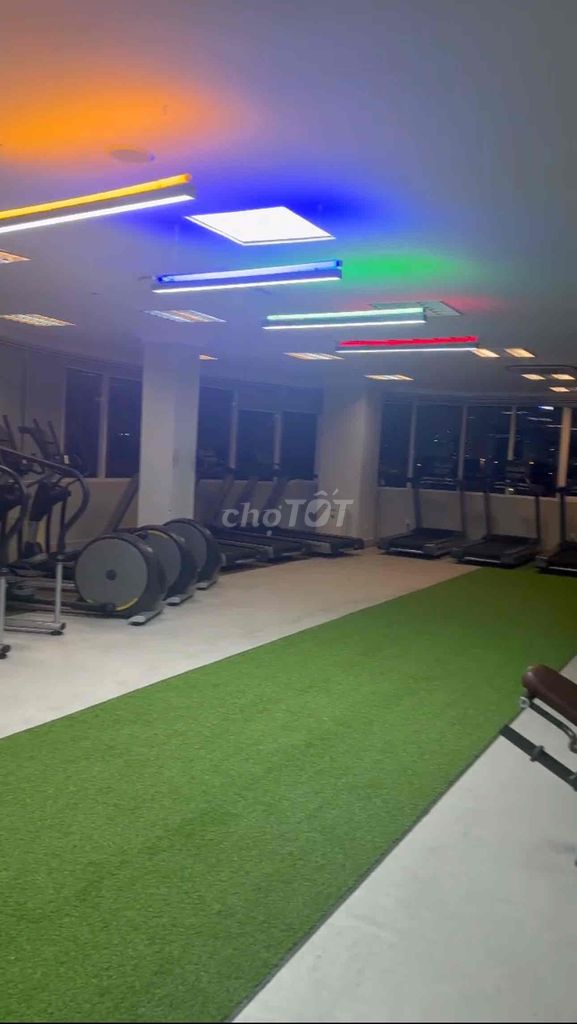 pass gói gym có HLV còn 8th có thương lượng