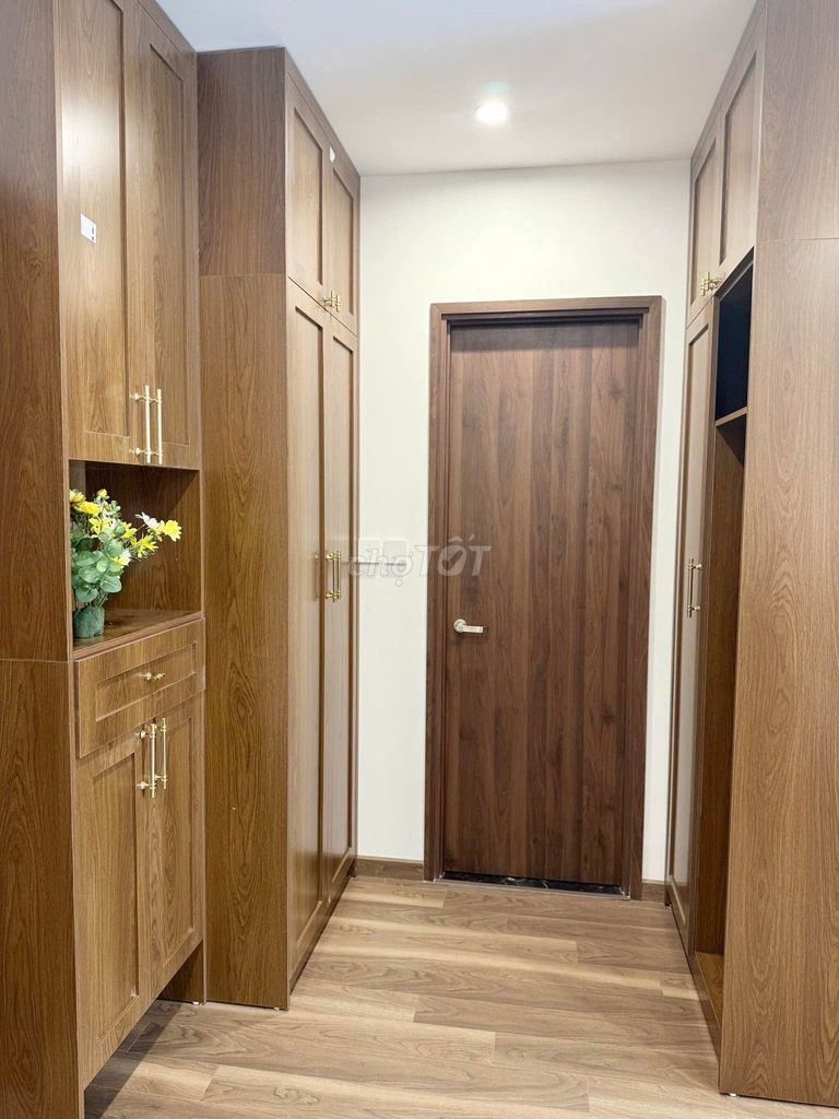 Продажа квартиры студия 27,5м2 балкон северо-запад вид просторный