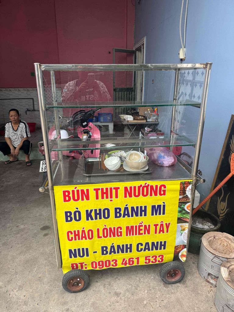 Xe đẩy bán hàng Kính Inox 4 bánh. Mua bán Đồ chuyên dụng, Giống nuôi trồng tại Huyện Củ Chi Tp Hồ Chí Minh được đăng bởi Lưu Phú Thịnh hình 1