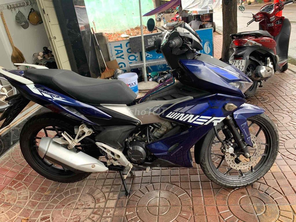 dư dùng bán lại chiếc máy móc nguyên zin. Mua bán Xe máy tại Thành phố Qui Nhơn Bình Định được đăng bởi a sìn hình 2