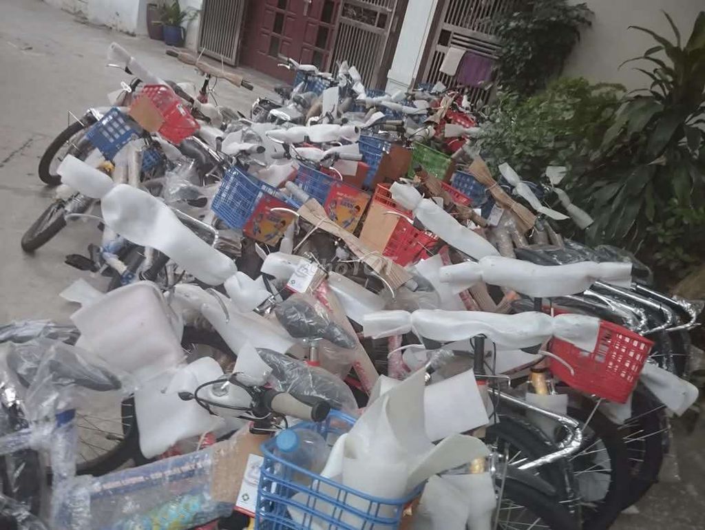 Thanh lý xe đạp trẻ em Thống Nhất mới. Mua bán Xe đạp tại Quận Long Biên Hà Nội được đăng bởi Lưu Thị Liên hình 3