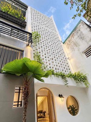 Nhà phố 45 m² · 4 PN · Hẻm 55 Nguyễn Văn Công