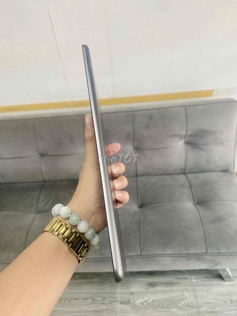 ipad Gen 9 mới Bảo hành 12 chưa Sài